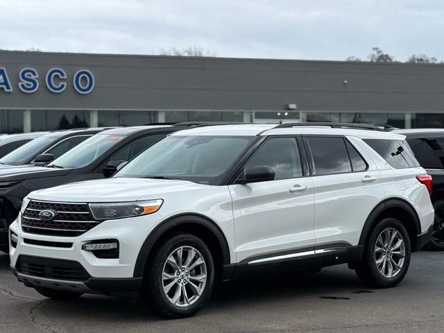 Used 2023 Ford Explorer XLT w/ Equipment Group 202A image 33