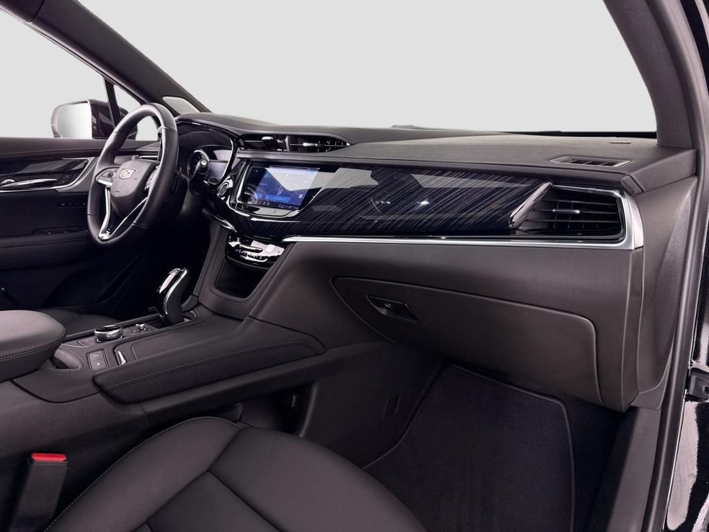 Used 2024 Cadillac XT6 Premium Luxury FWD image 13