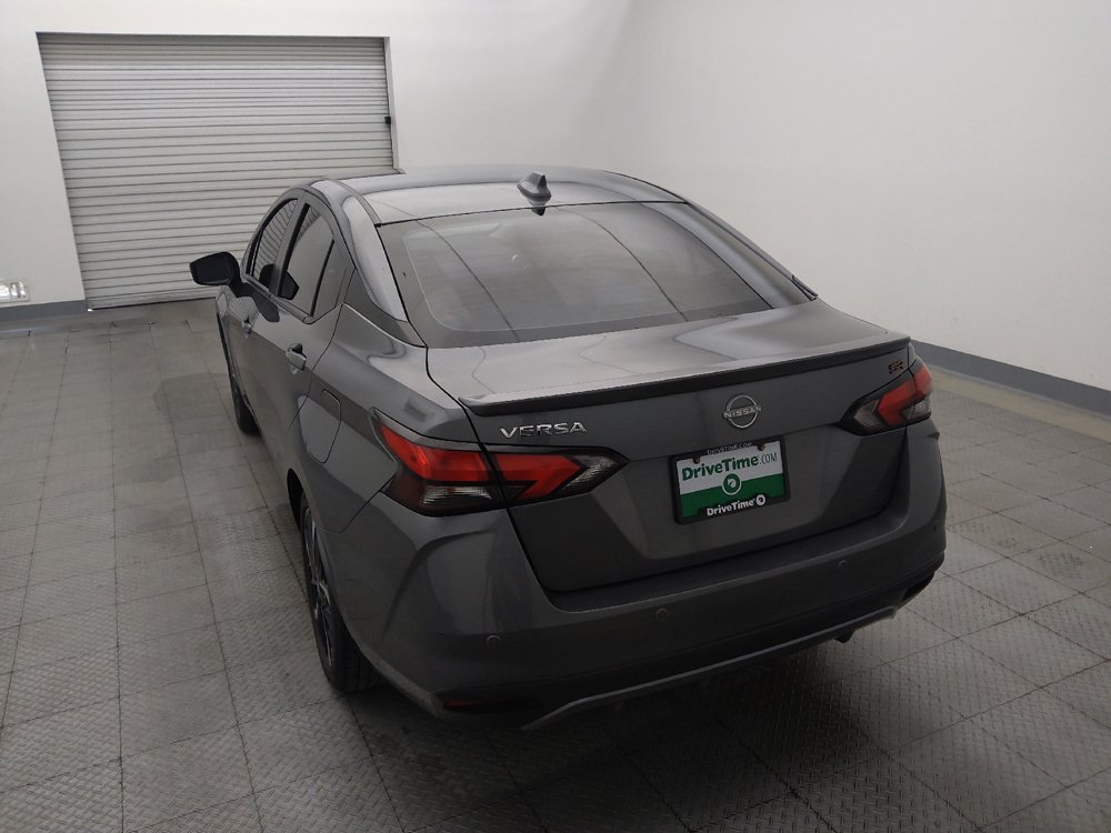 Used 2024 Nissan Versa SR FWD image 6