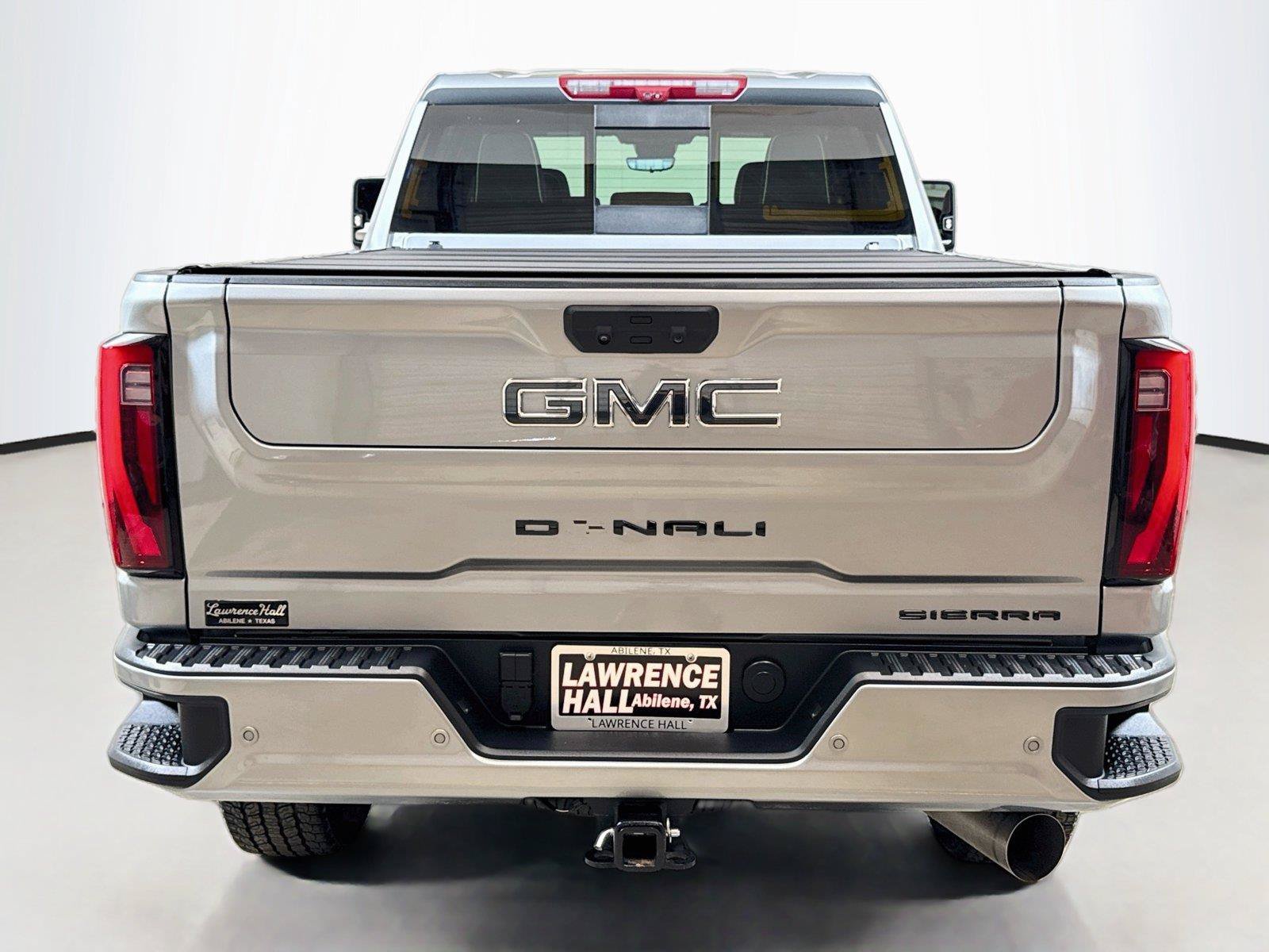 Used 2026 GMC Sierra 2500 Denali Ultimate AWD/4WD image 5