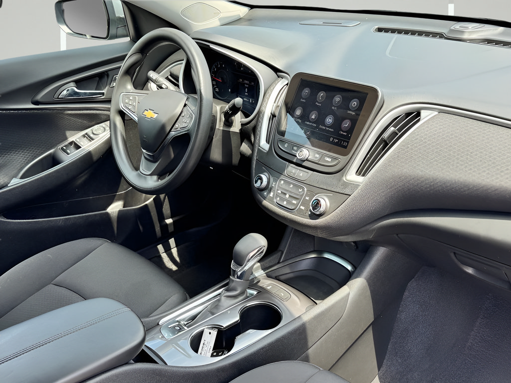 Used 2024 Chevrolet Malibu LT FWD image 10