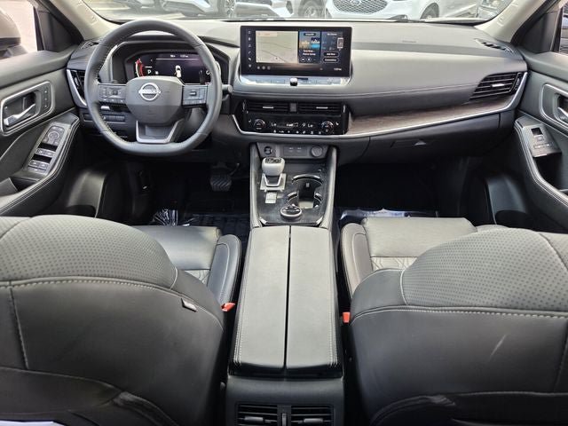 Used 2025 Nissan Rogue Platinum AWD/4WD image 13