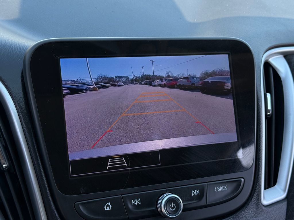 Used 2023 Chevrolet Malibu LT image 24