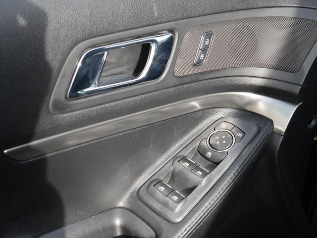 Used 2019 Ford Explorer 4WD Police Interceptor image 12