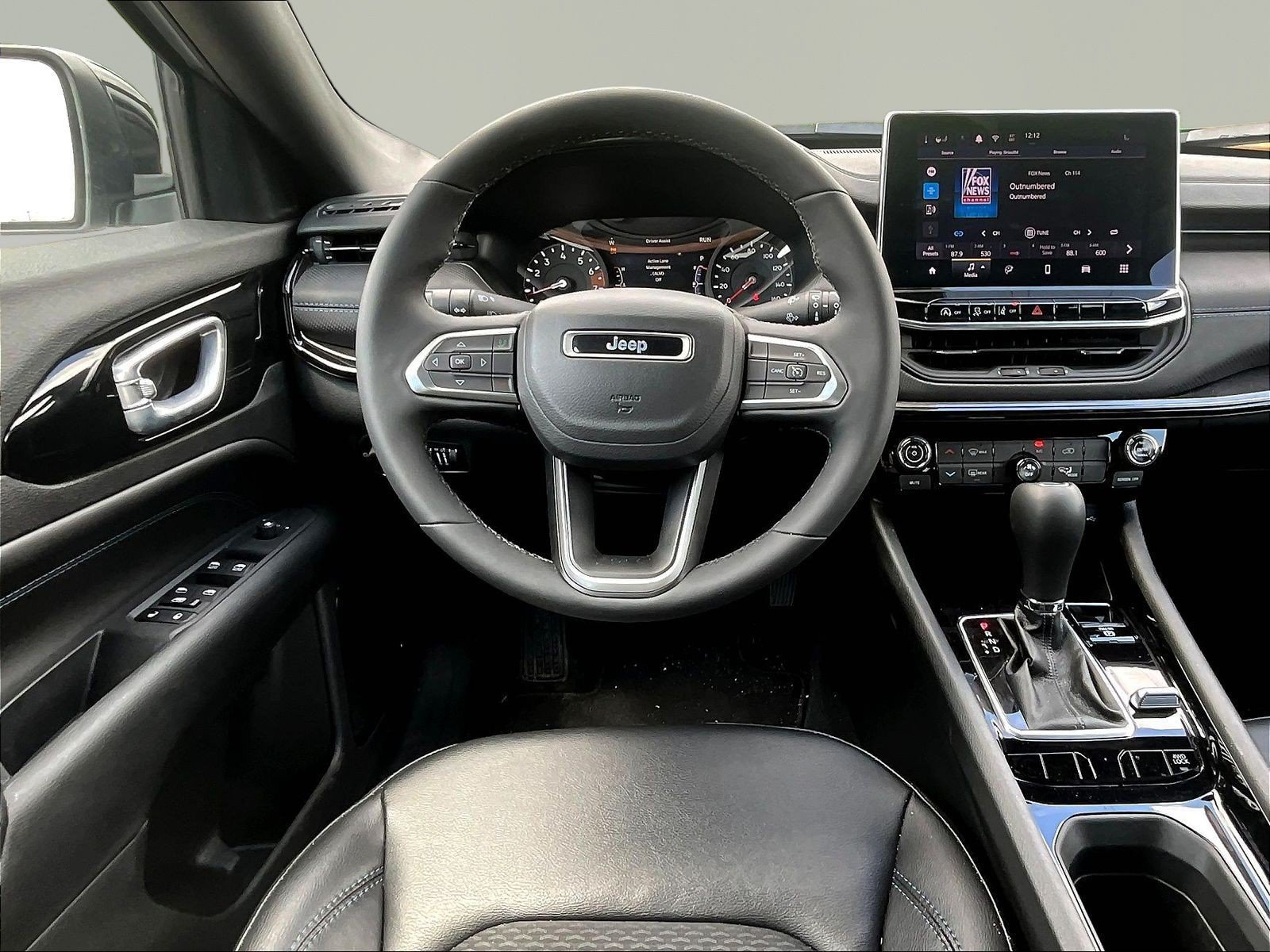 New 2026 Jeep Compass Latitude AWD/4WD image 9