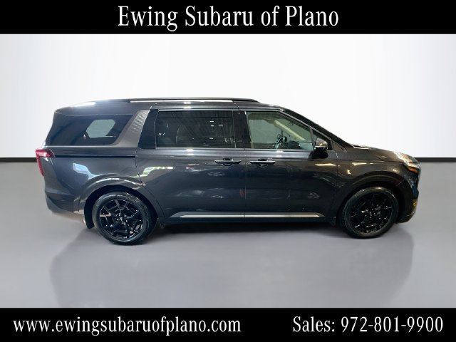 Used 2025 Kia Carnival SX FWD image 8