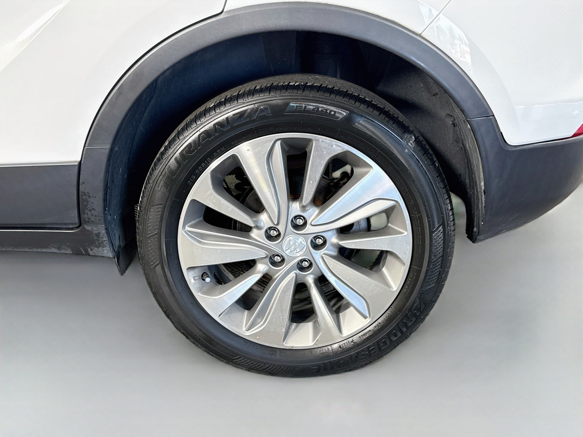 Used 2020 Buick Encore Preferred FWD image 37