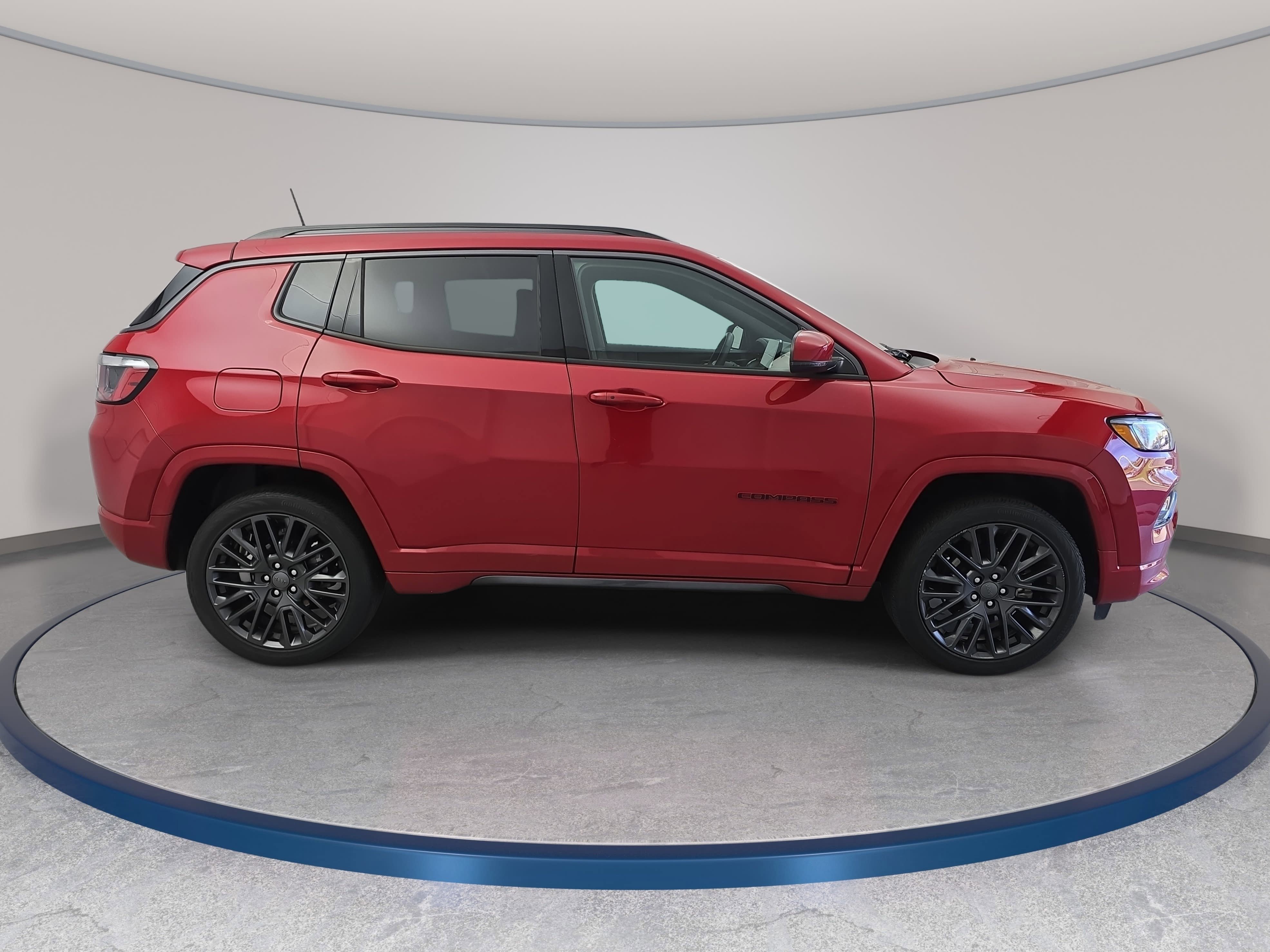 Used 2022 Jeep Compass Limited image 4