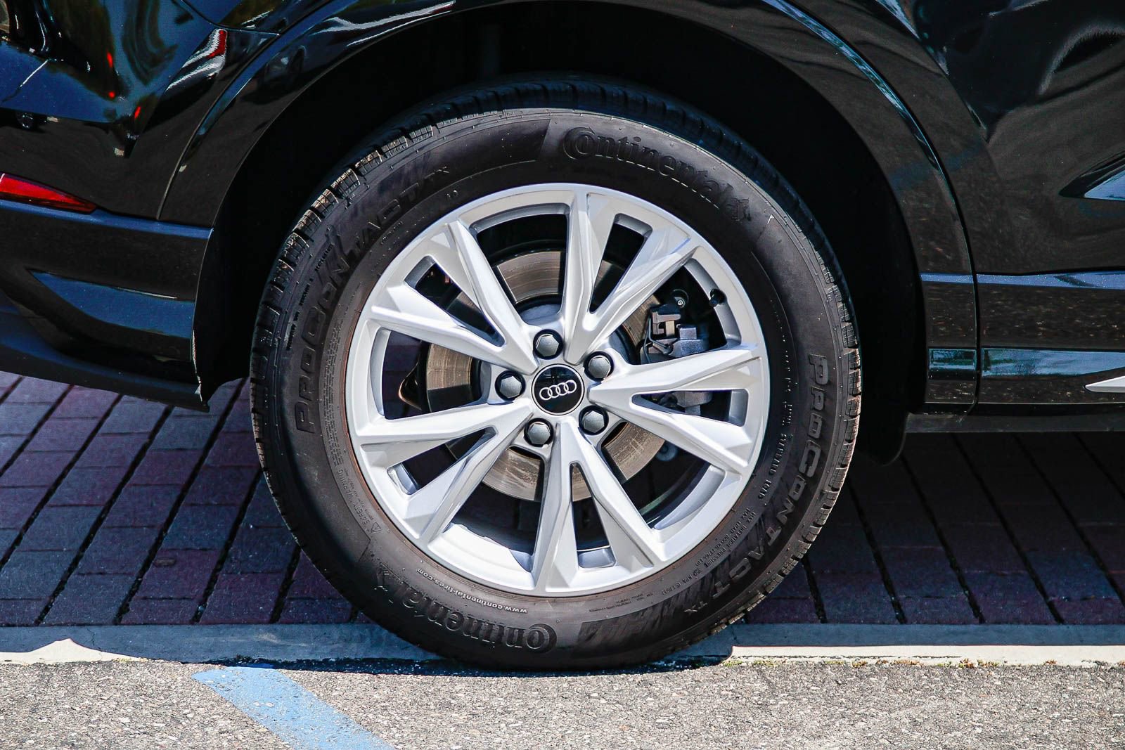 Used 2025 Audi Q3 2.0T Premium w/ Convenience Package image 8