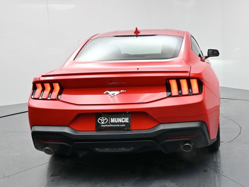Used 2024 Ford Mustang Premium image 7