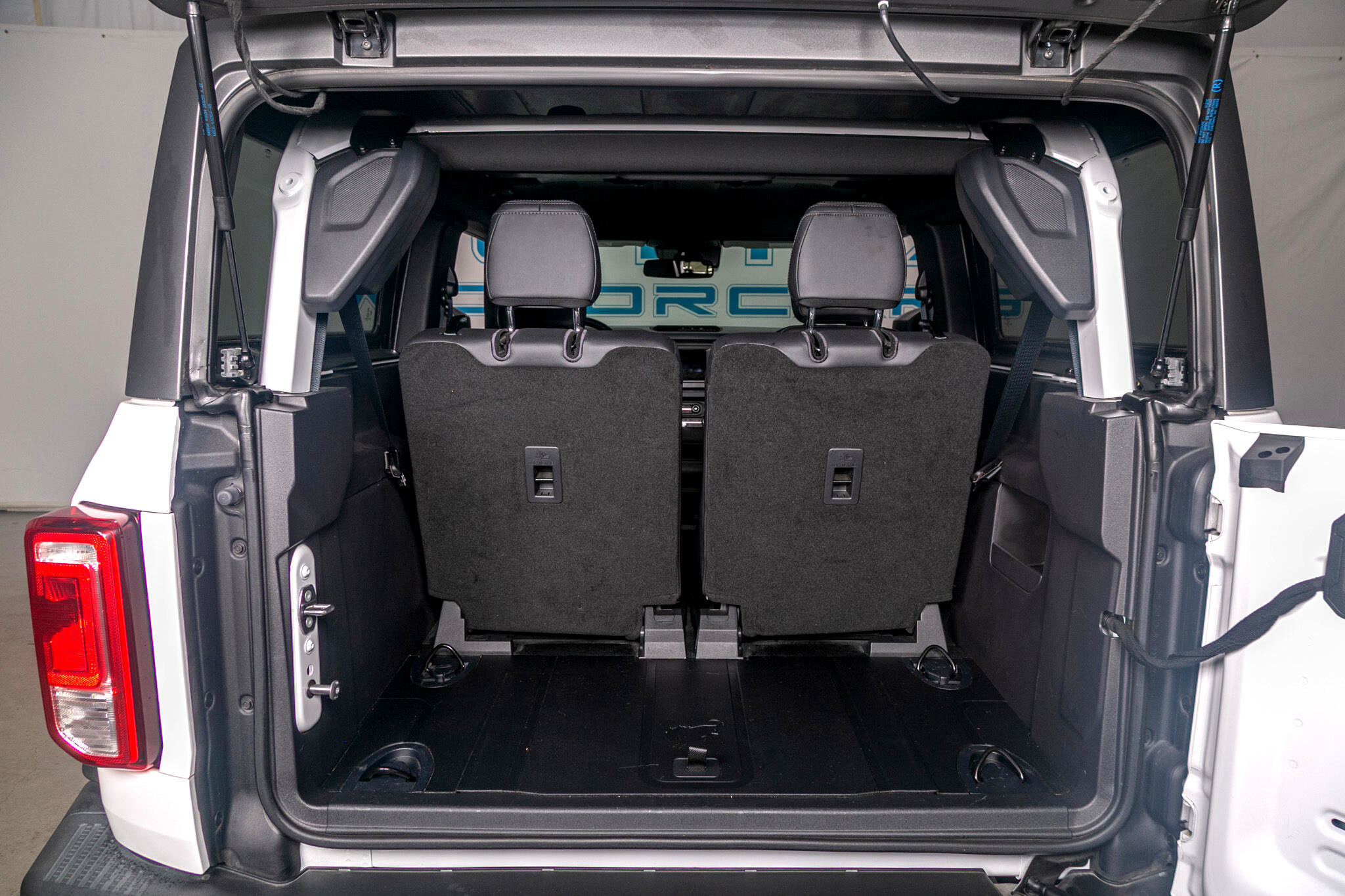 Used 2022 Ford Bronco Black Diamond image 28