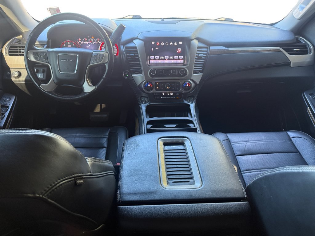 Used 2016 GMC Yukon Denali w/ Open Road Package RWD image 10