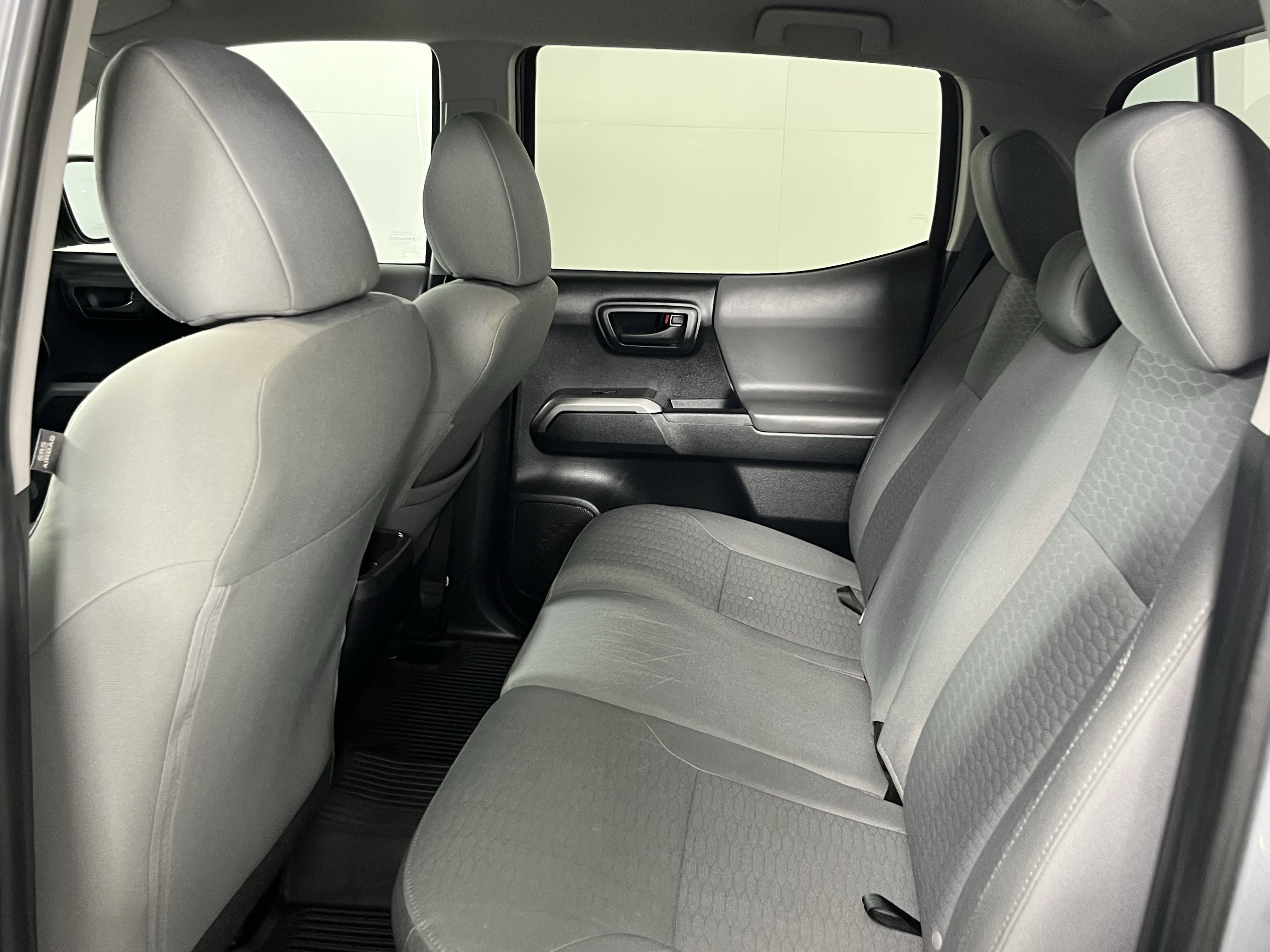 Used 2018 Toyota Tacoma SR5 image 14