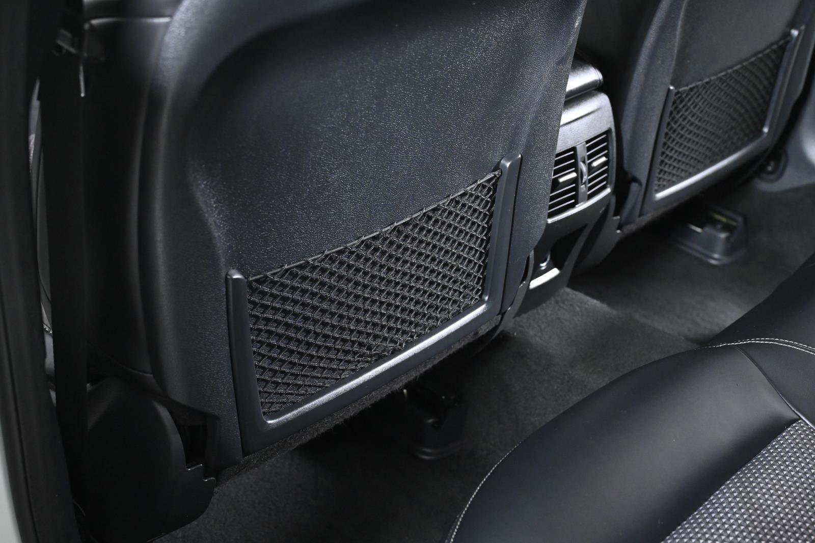 Used 2019 INFINITI QX30 Premium w/ Navigation Package image 27