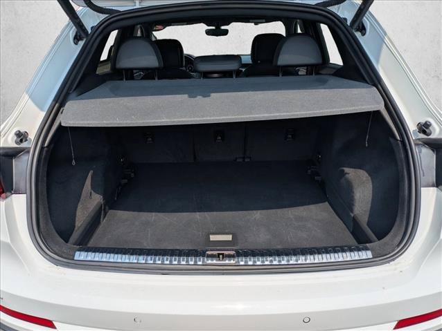 Used 2025 Audi Q3 2.0T Premium AWD/4WD image 6