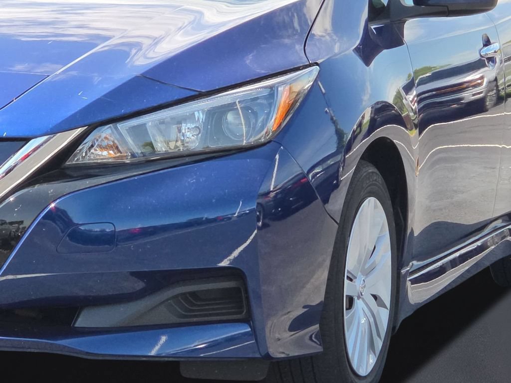 Used 2022 Nissan Leaf S w/ Protection Package FWD image 9
