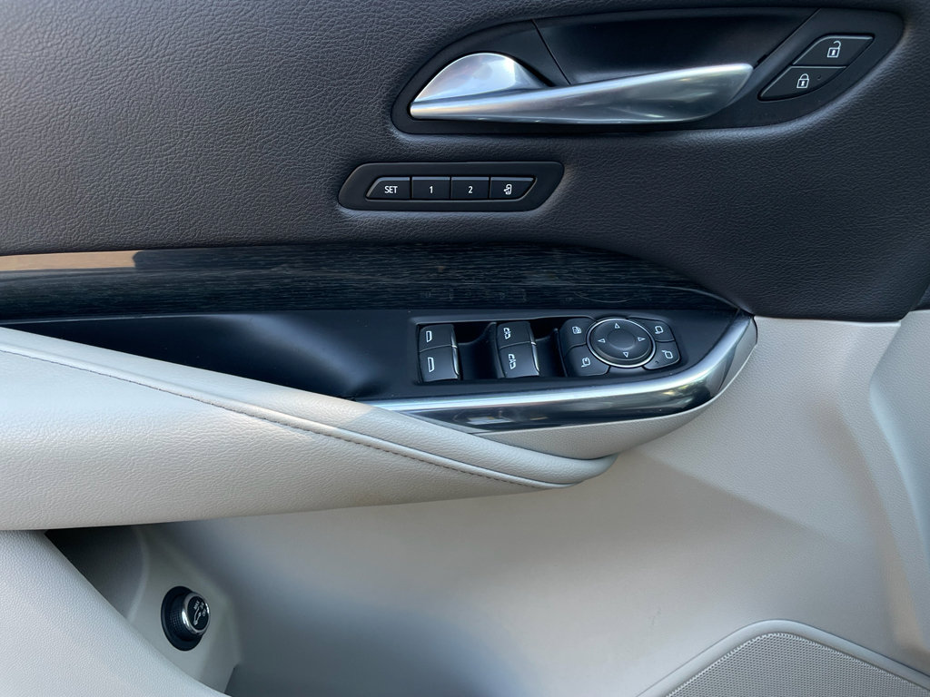 Used 2019 Cadillac XT4 Premium Luxury image 9