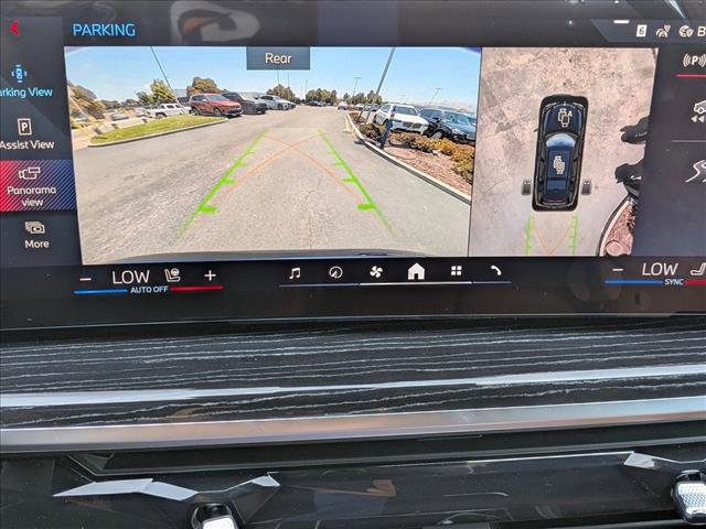 Used 2026 BMW X7 M60i image 12