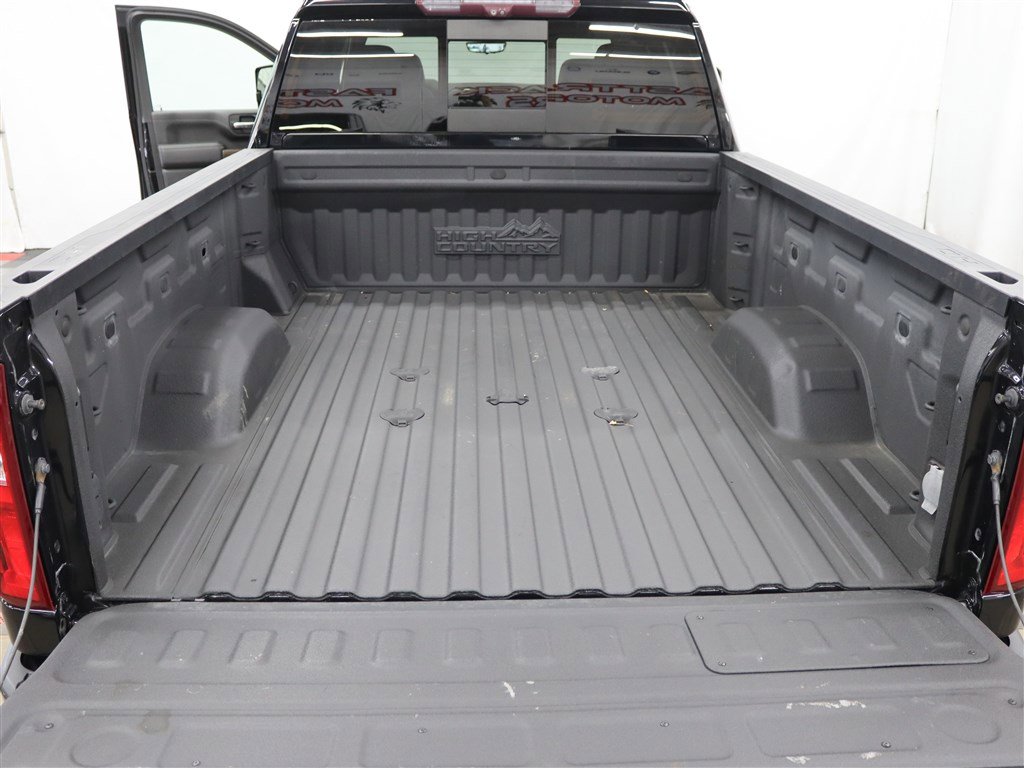 Used 2020 Chevrolet Silverado 3500 High Country w/ Z71 Off-Road Package image 6