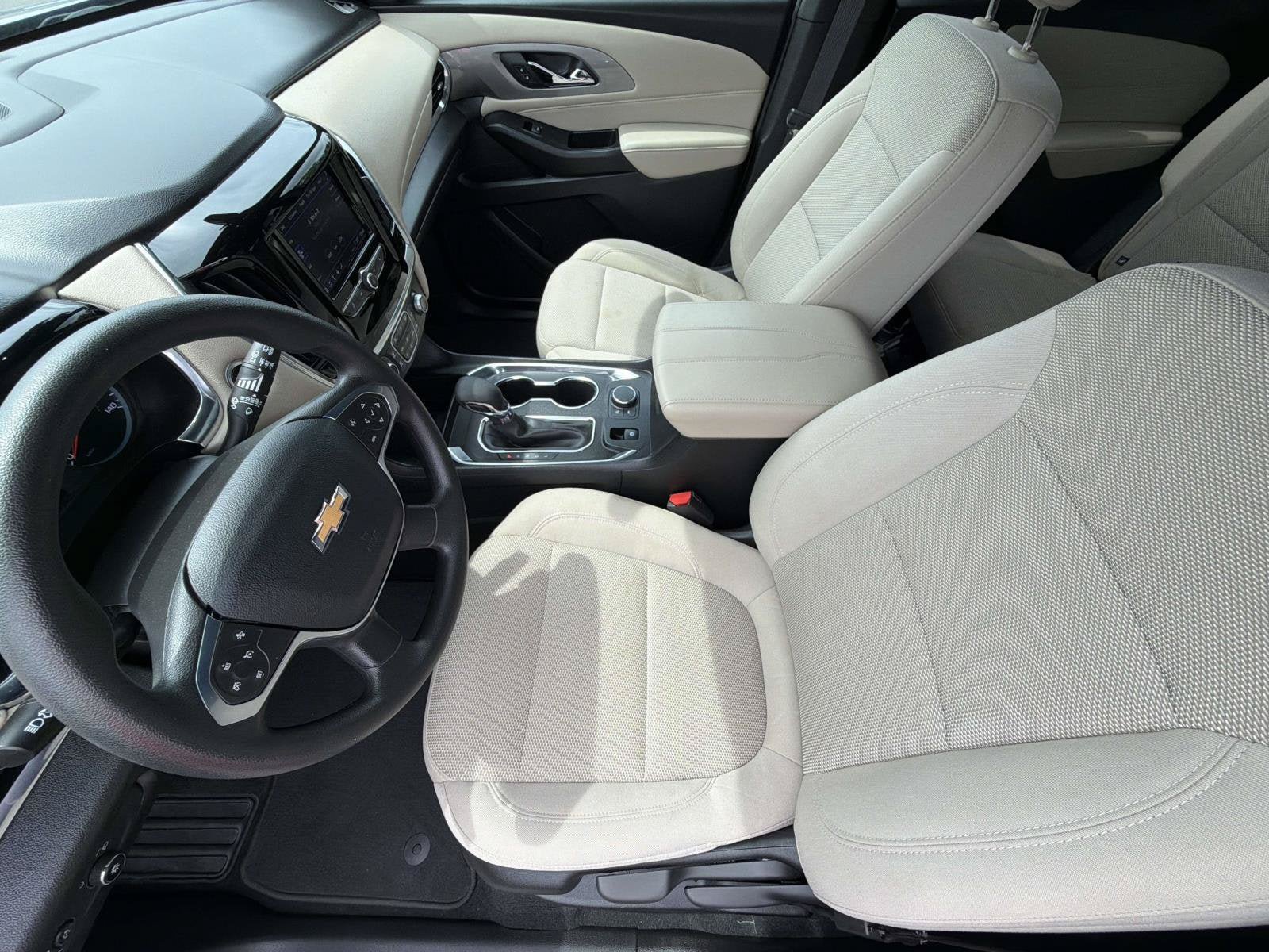 Certified 2023 Chevrolet Traverse LS FWD image 13