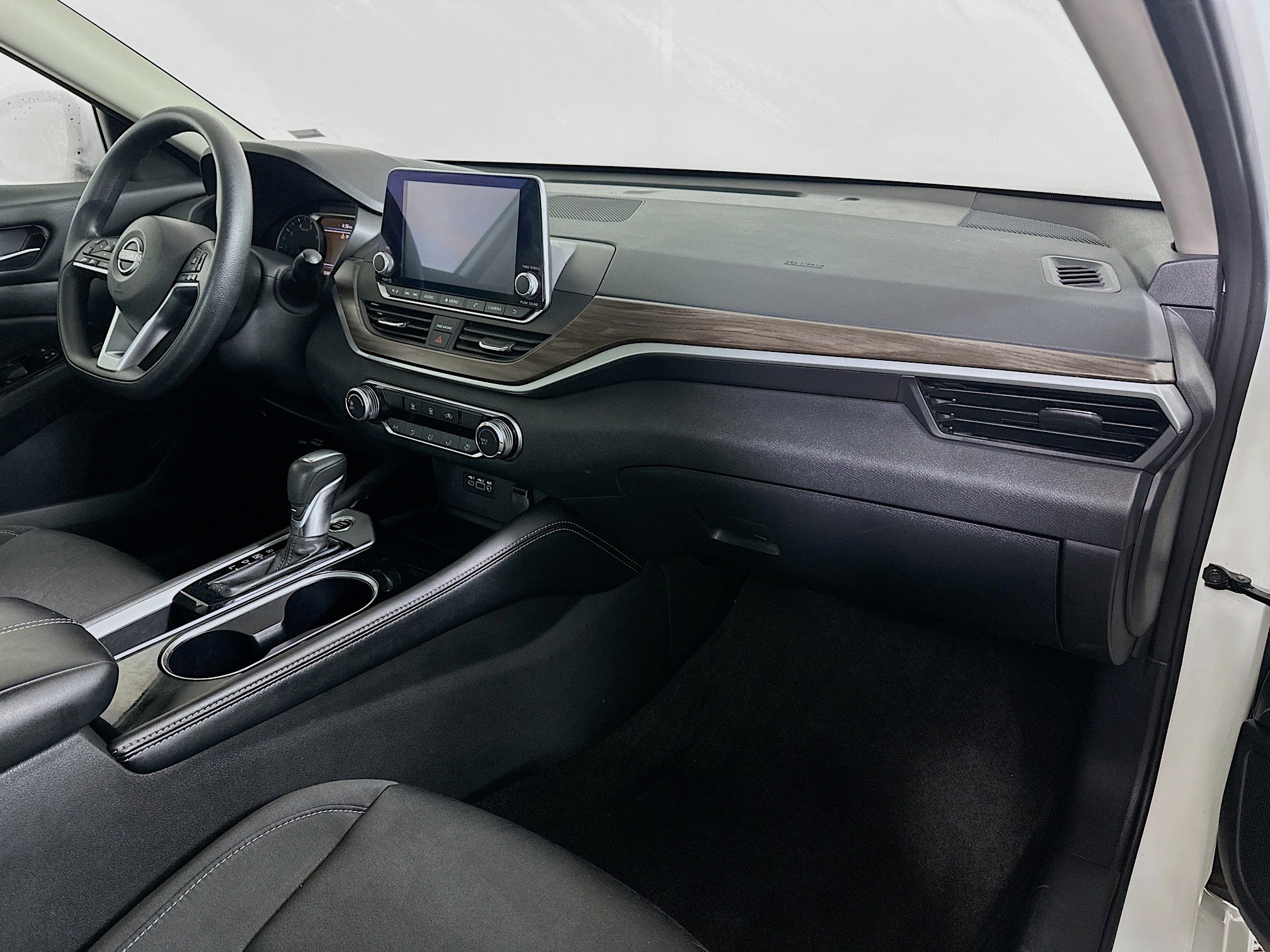 Used 2023 Nissan Altima 2.5 SV image 26