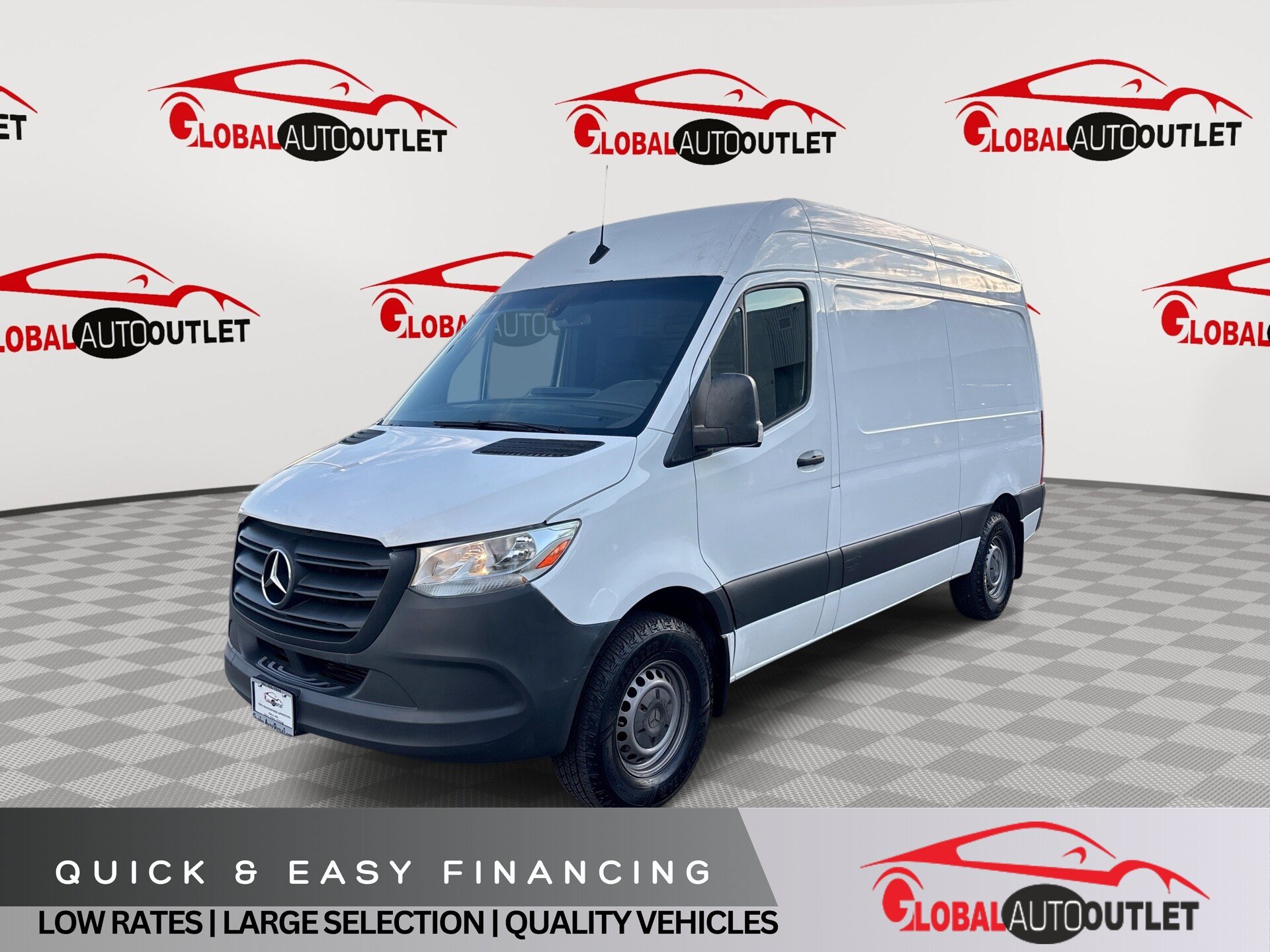 Used 2019 Mercedes-Benz Sprinter 144 Cargo image 1