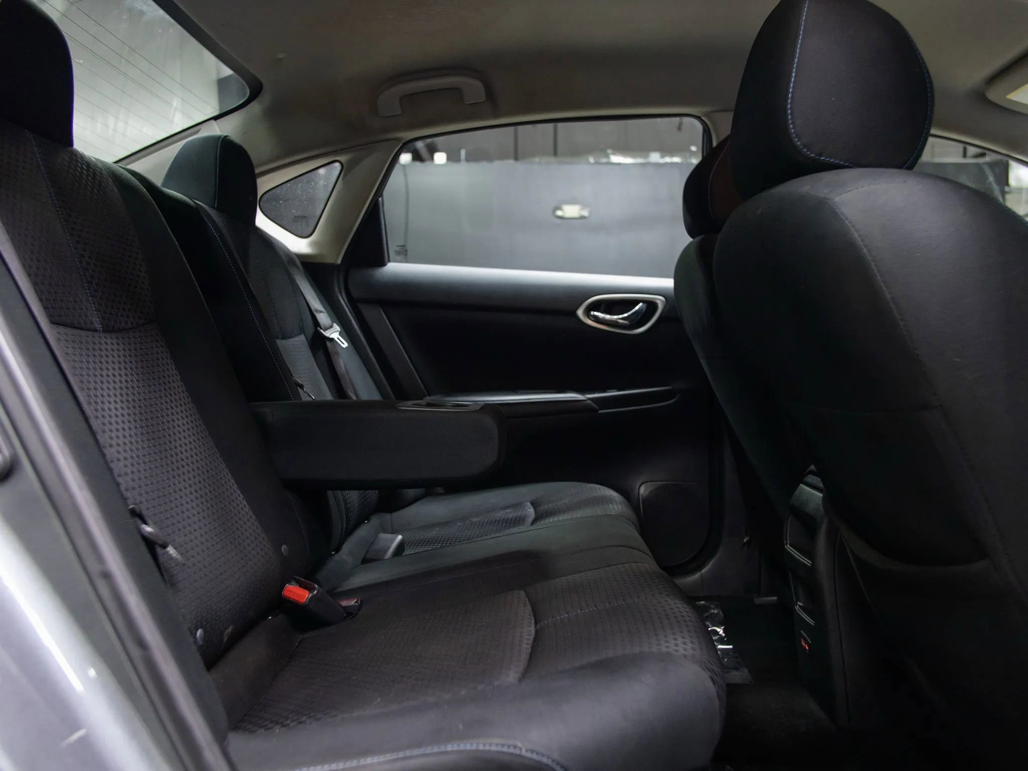 Used 2019 Nissan Sentra SR FWD image 27