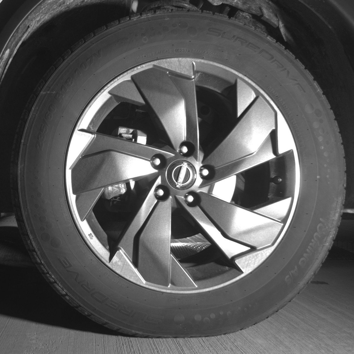 Used 2025 Nissan Rogue SV image 12