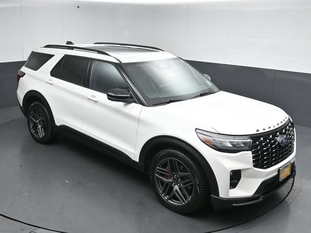 Certified 2025 Ford Explorer ST AWD/4WD image 47