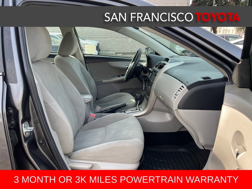 Used 2013 Toyota Corolla LE image 18