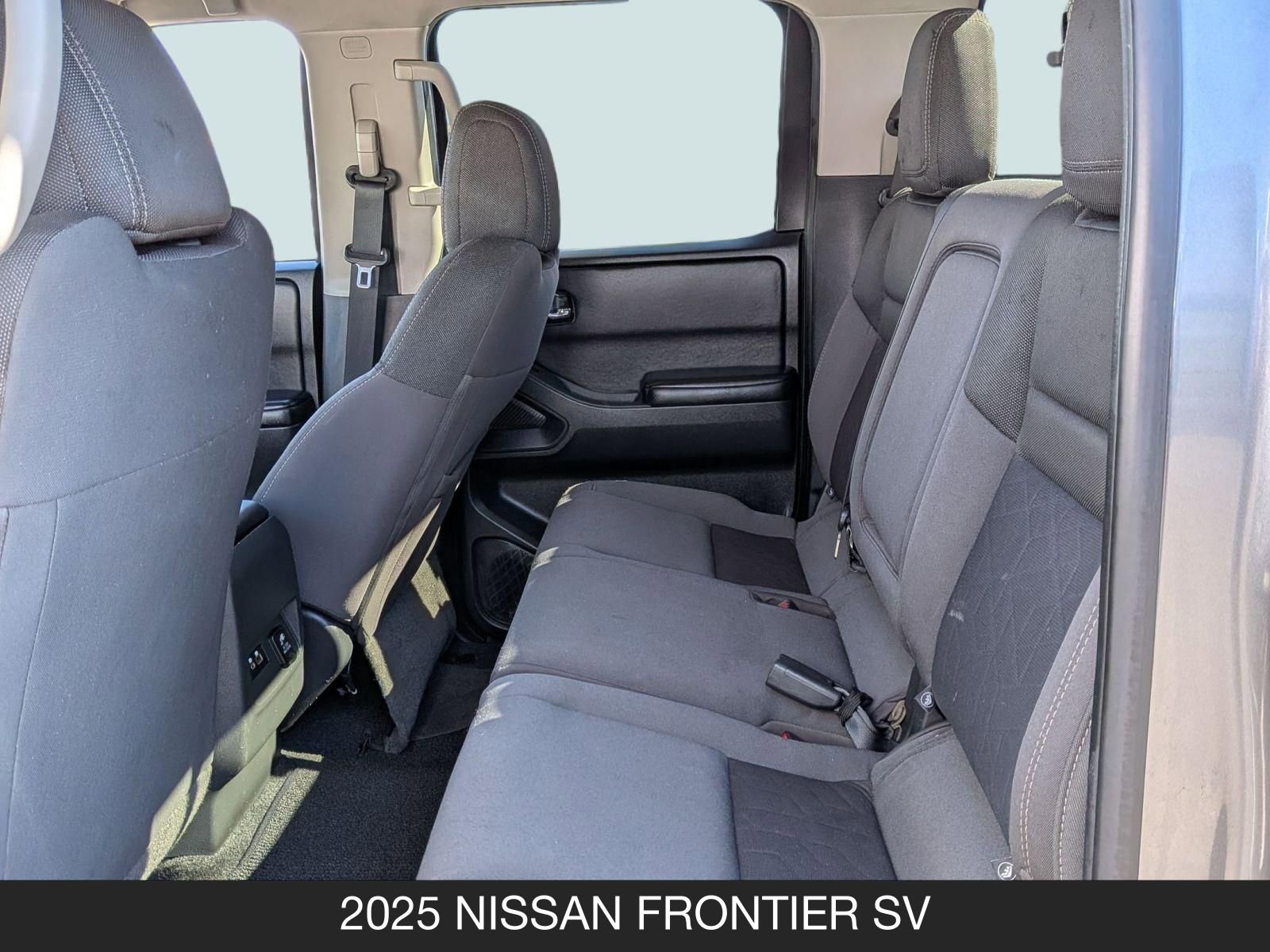Certified 2025 Nissan Frontier SV w/ SV Convenience Package image 15