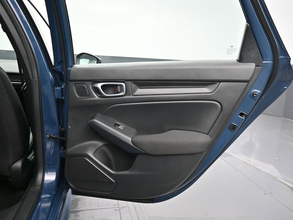 Used 2025 Honda Civic Sport image 36