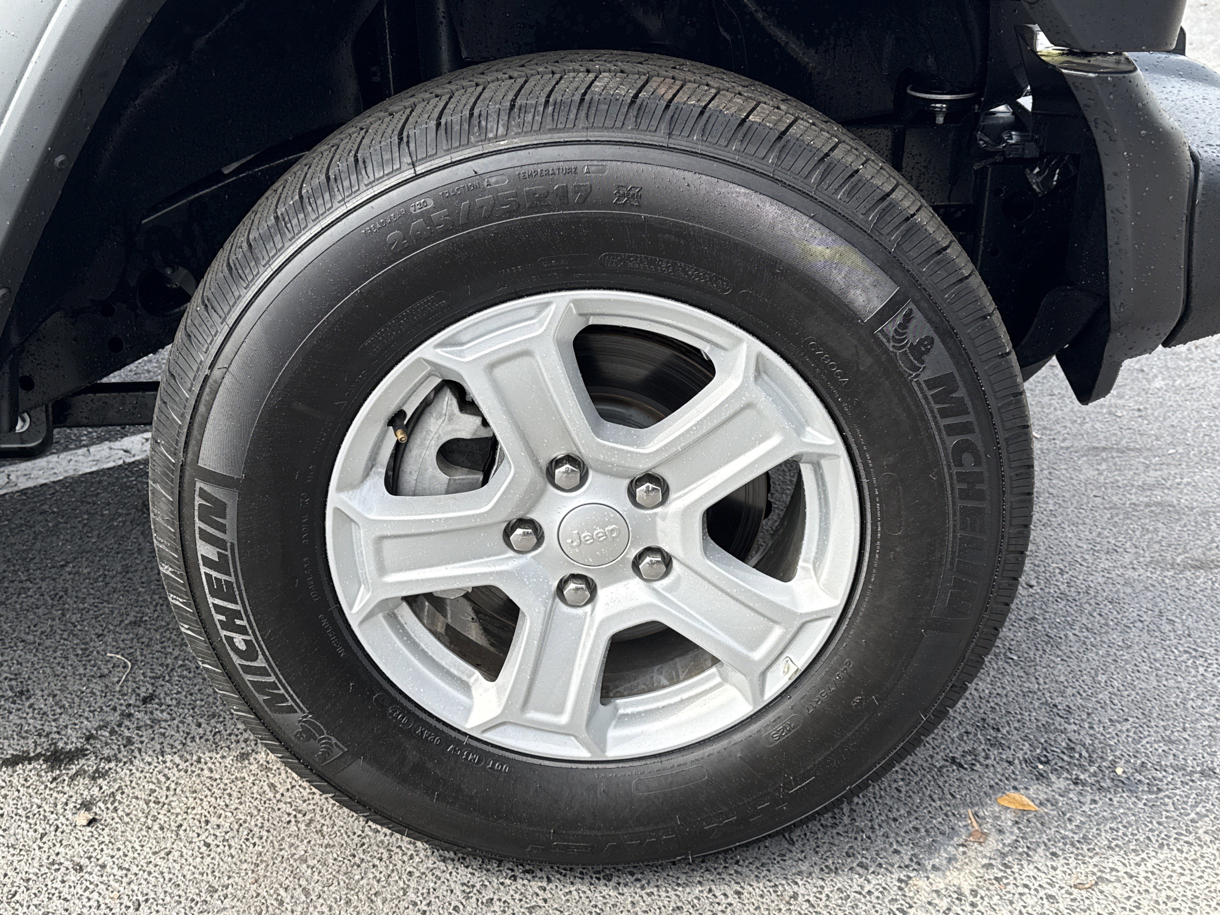 Used 2022 Jeep Wrangler Sport S image 22