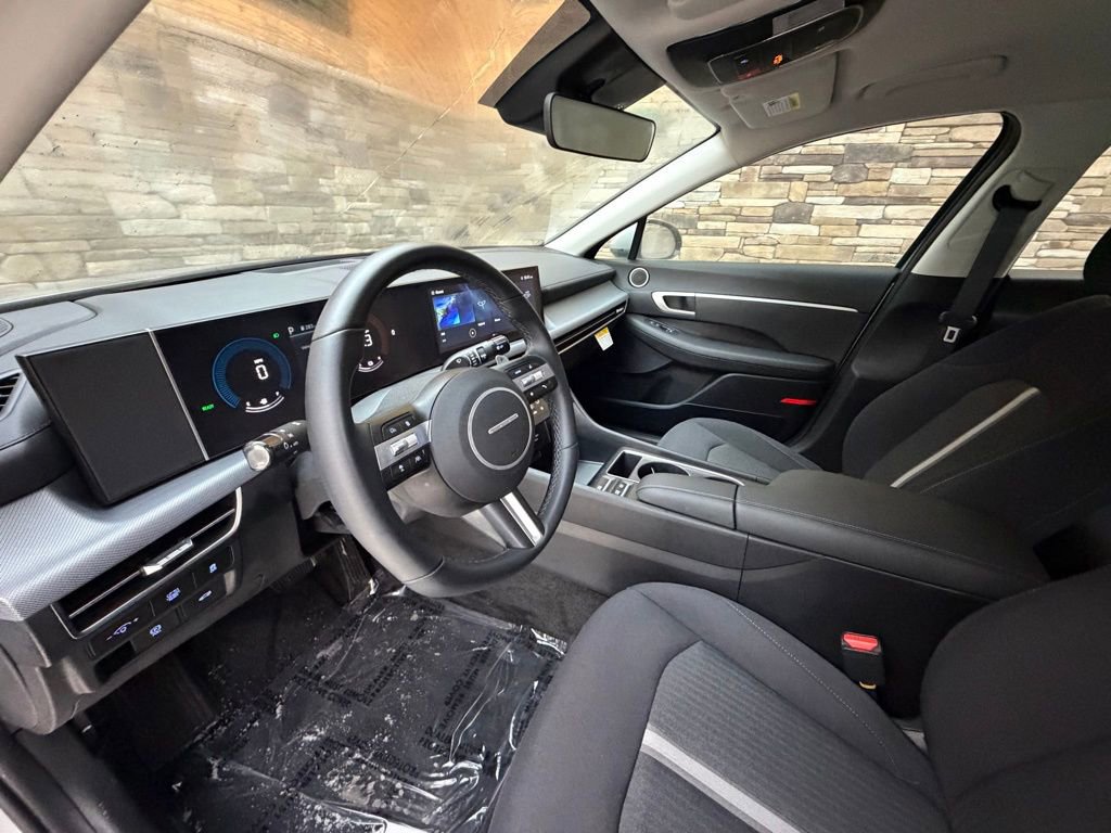 Certified 2025 Hyundai Sonata SEL image 10