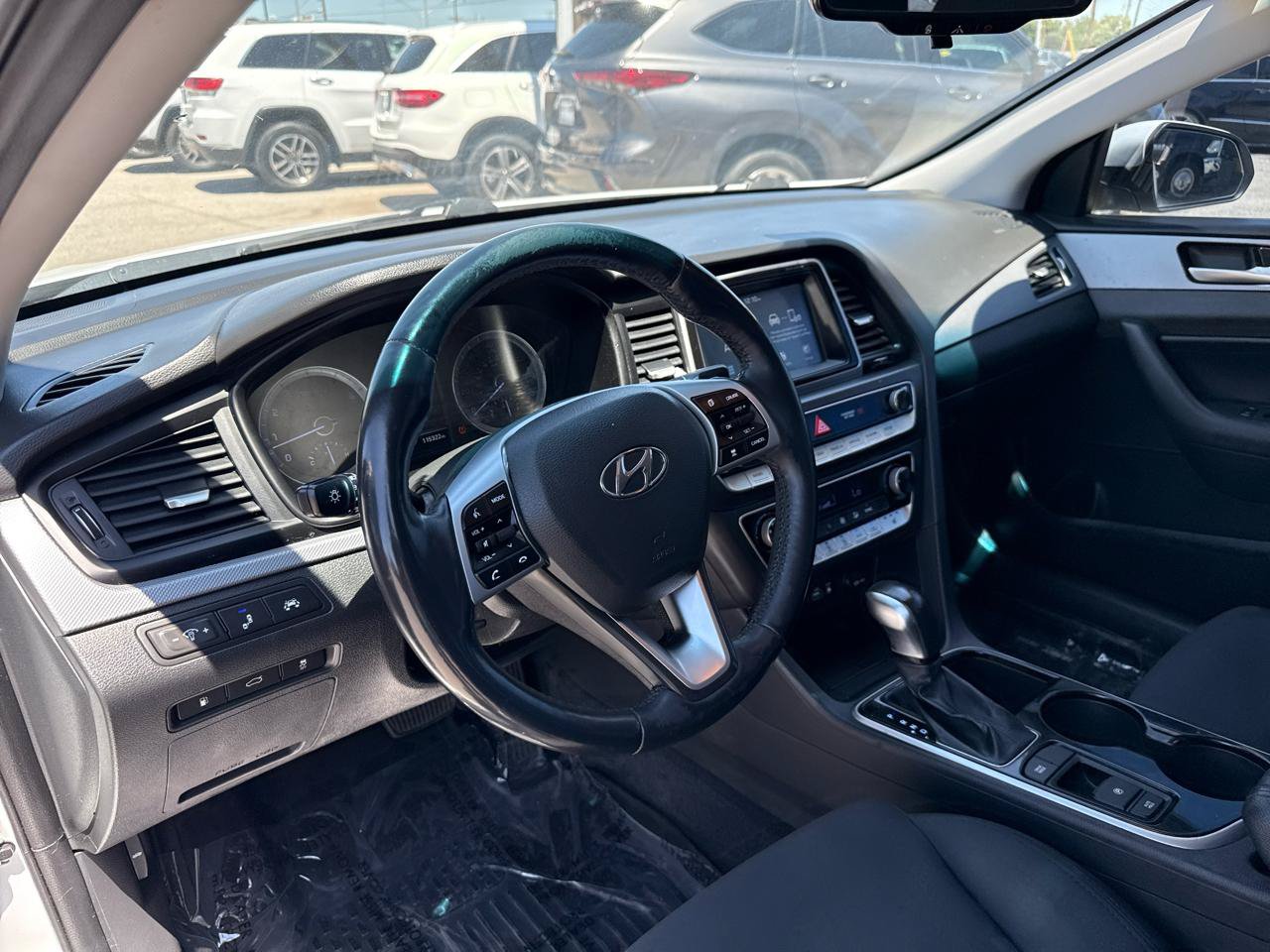 Used 2019 Hyundai Sonata SEL w/ Tech Package 02 FWD image 8