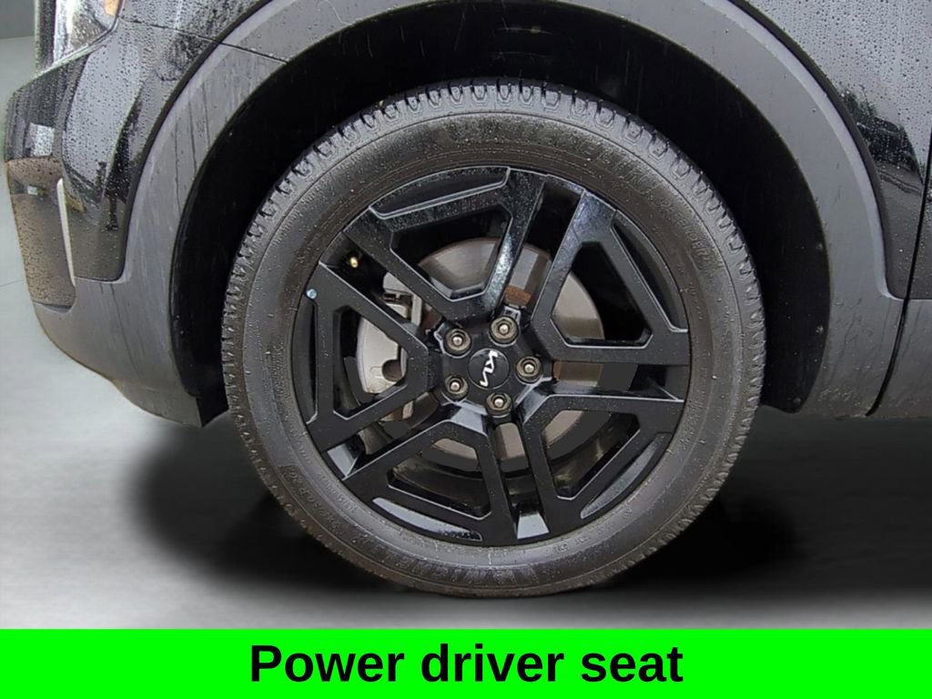 Used 2023 Kia Telluride EX X-Line image 17