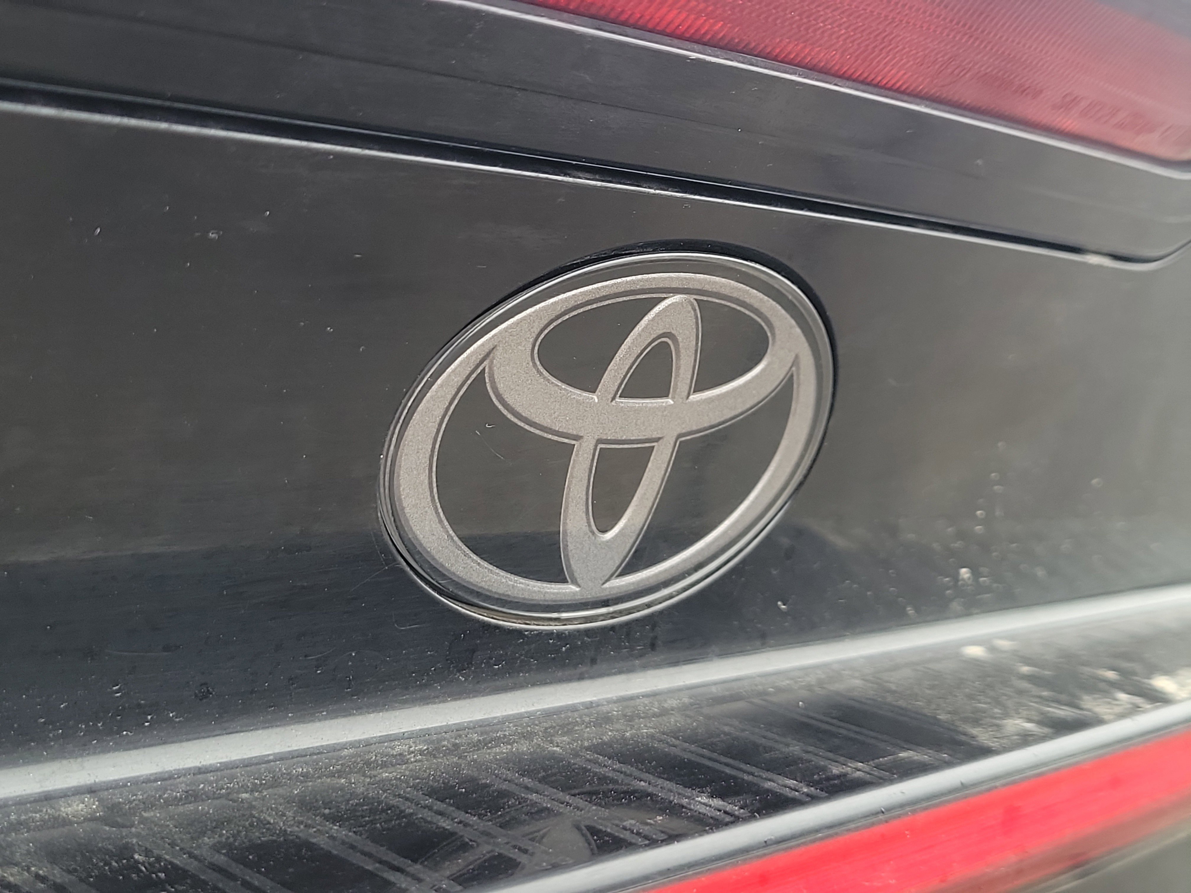 Used 2024 Toyota Prius LE image 6