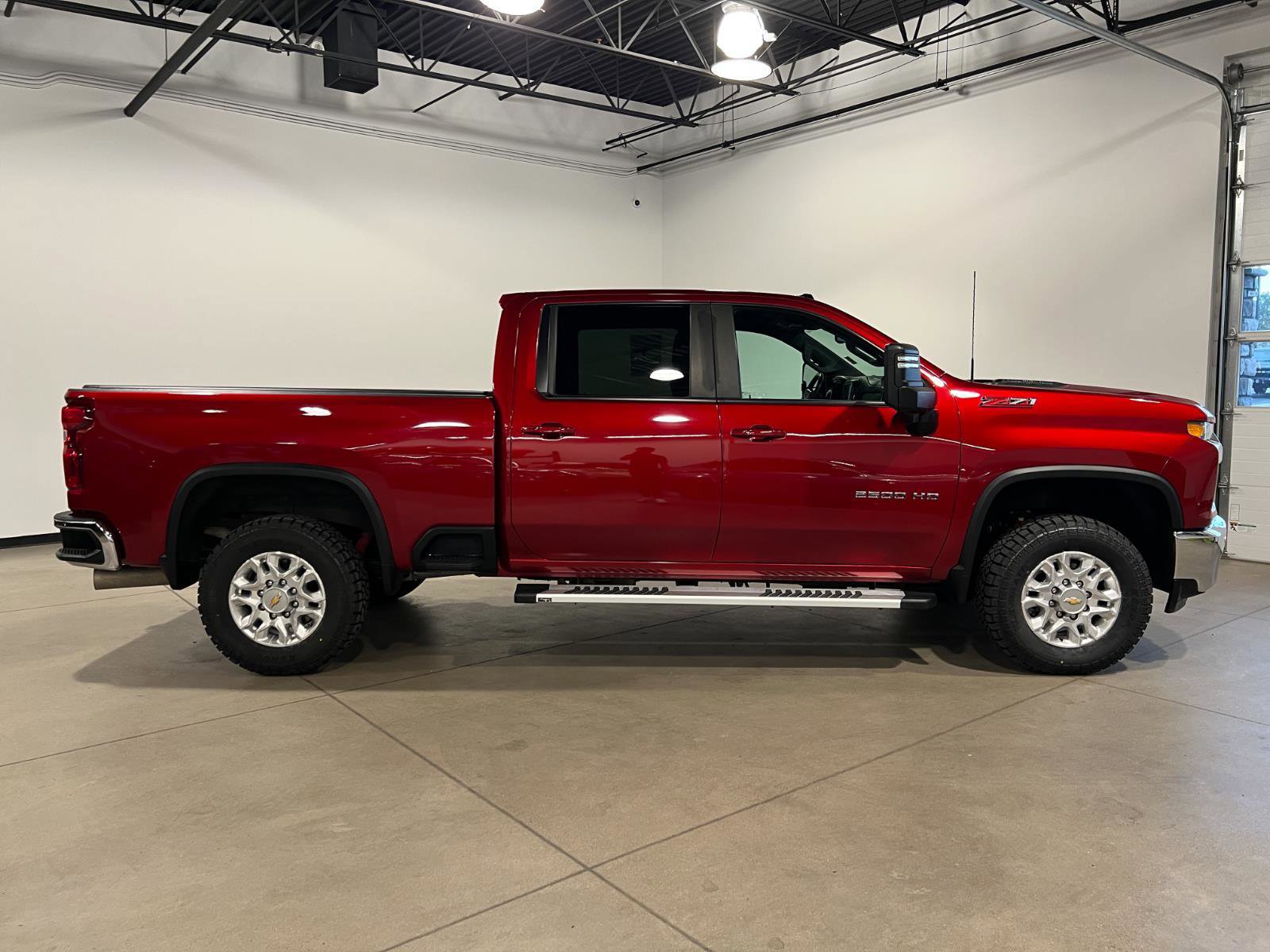 Used 2021 Chevrolet Silverado 2500 LT w/ All Star Edition image 2