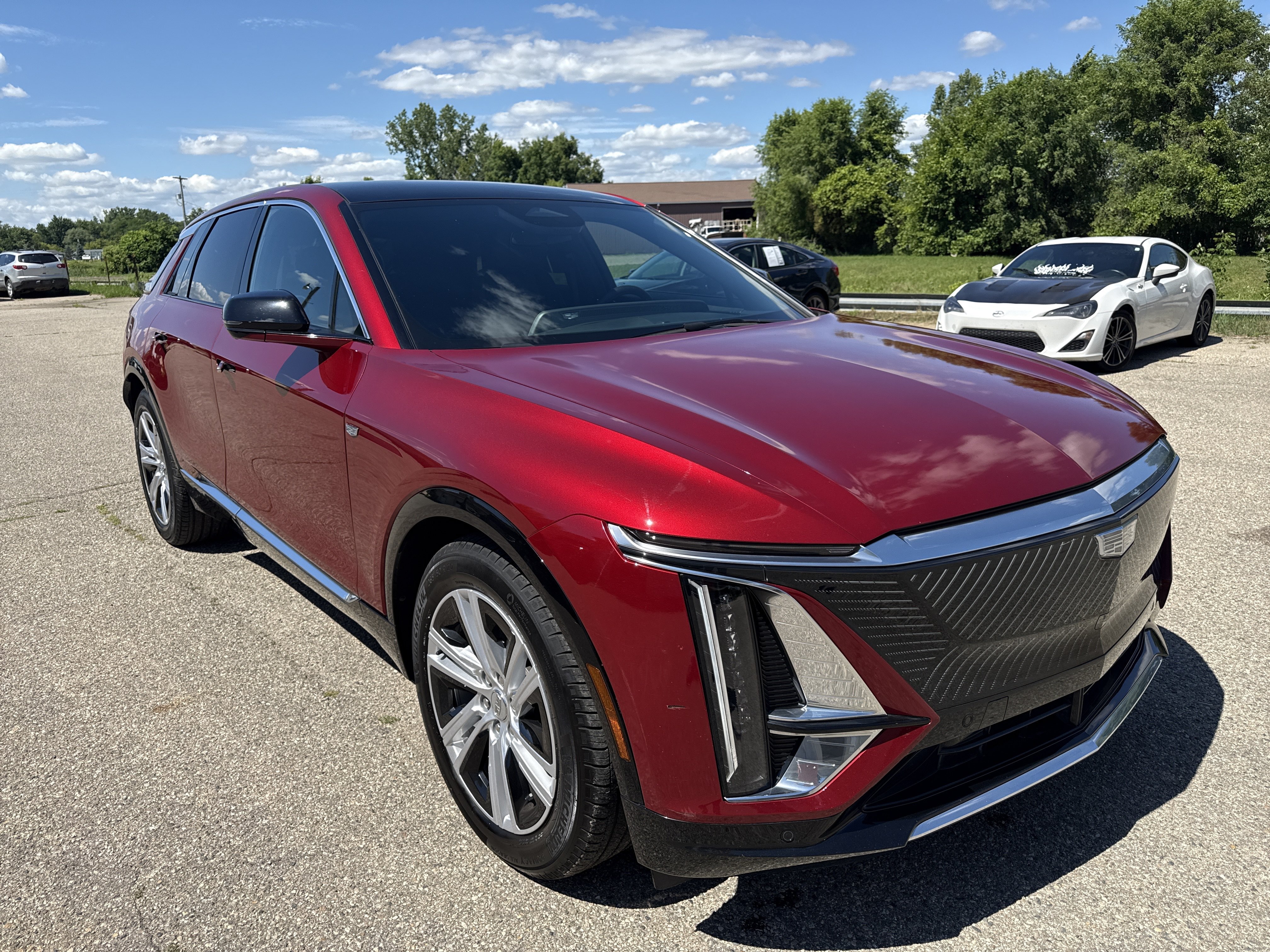 Used 2024 Cadillac Lyriq Tech AWD/4WD image 1