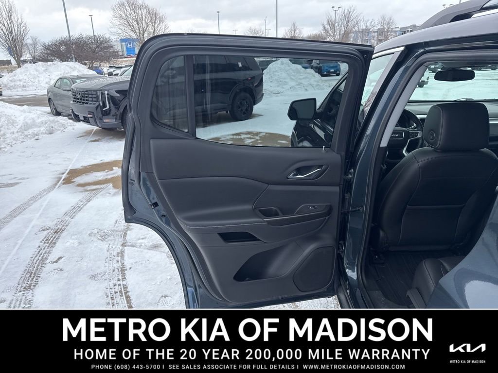 Used 2019 GMC Acadia SLT image 24