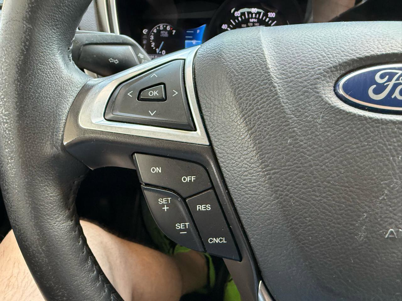 Used 2013 Ford Fusion SE FWD image 21