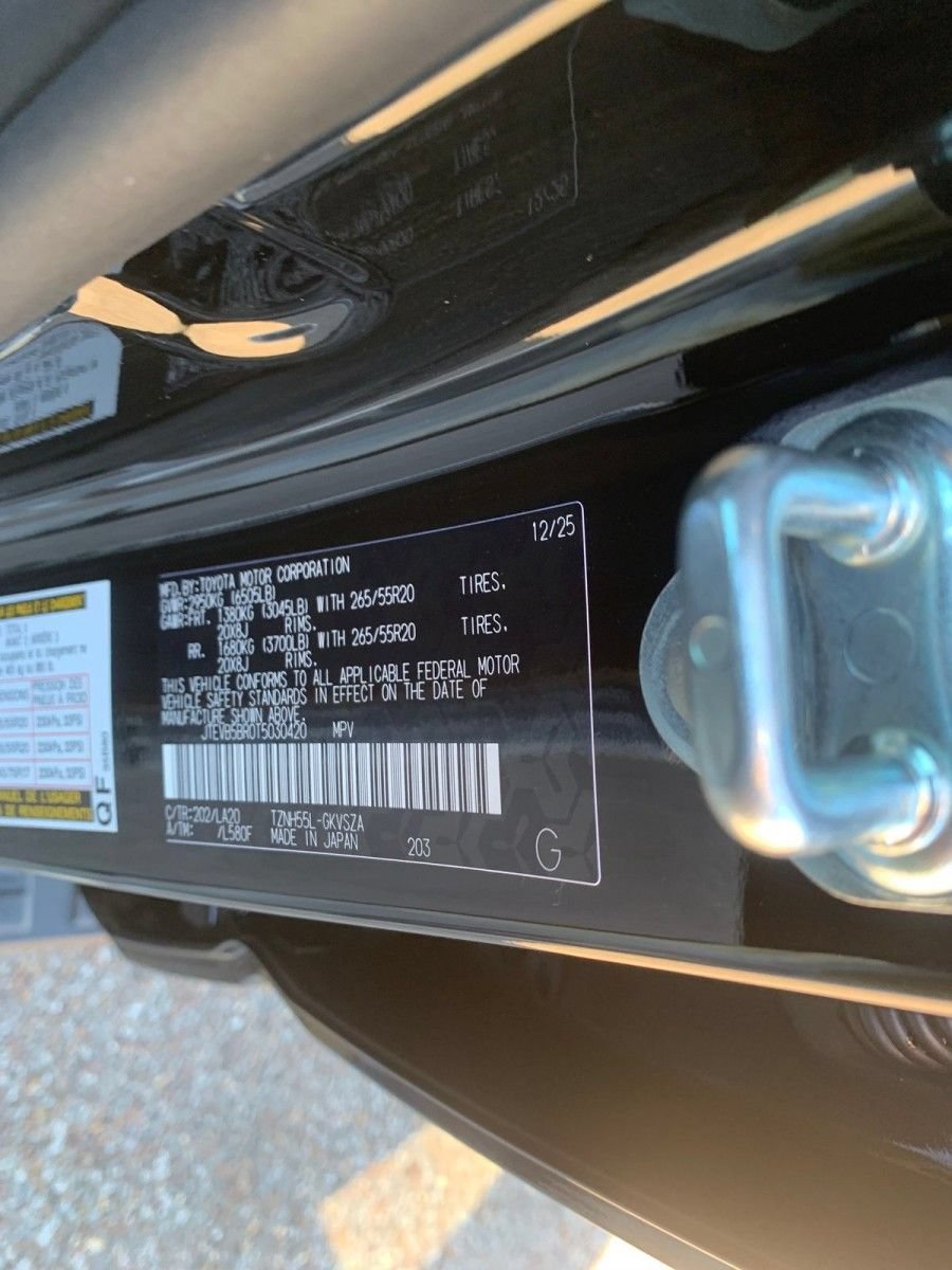 New 2026 Toyota 4Runner Limited AWD/4WD image 32