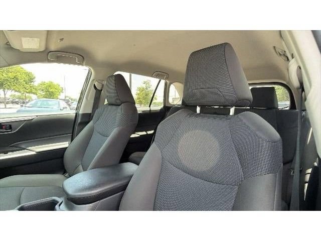 Certified 2025 Toyota RAV4 LE AWD/4WD image 21