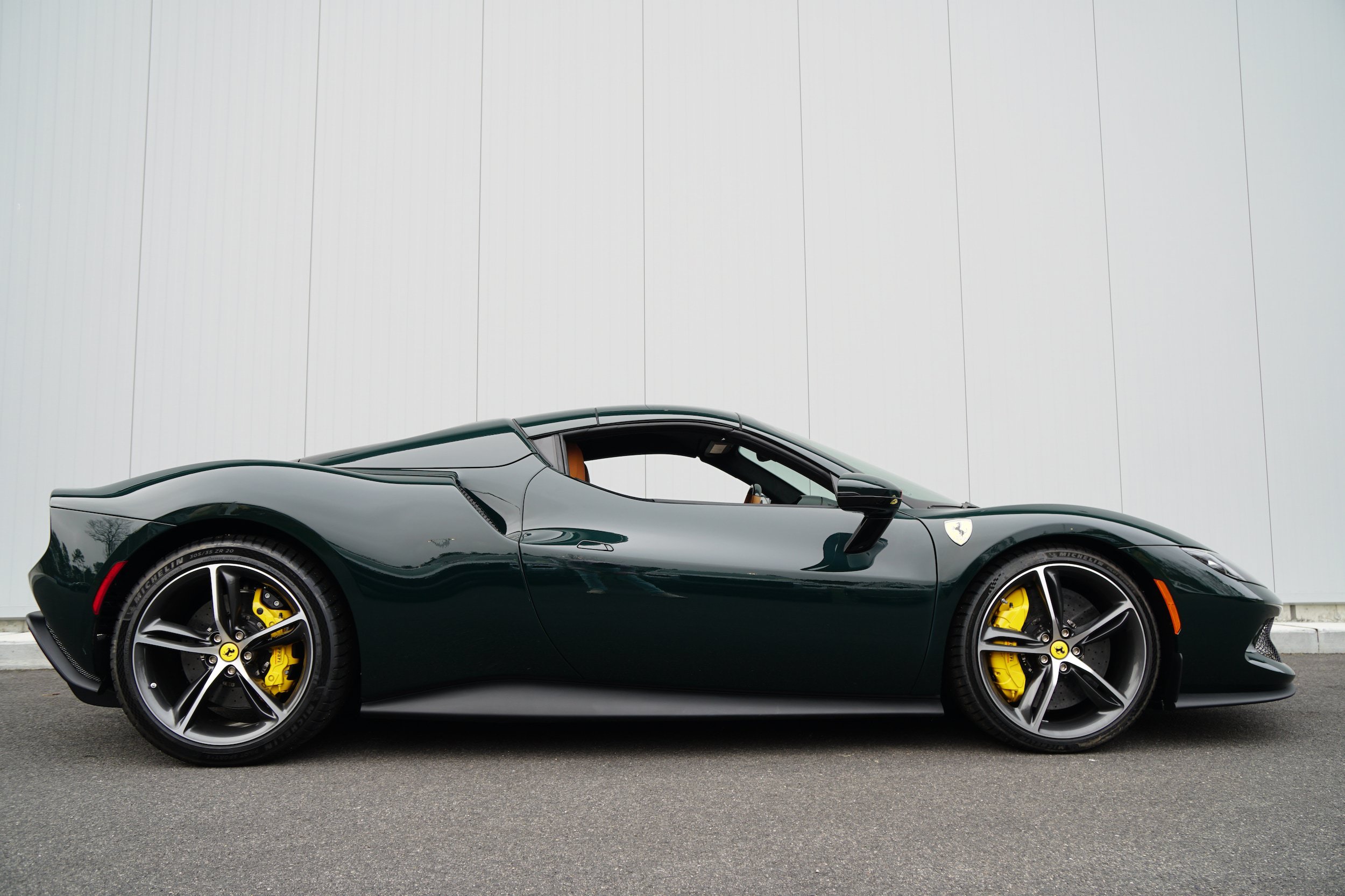 Used 2025 Ferrari 296 GTS RWD image 44