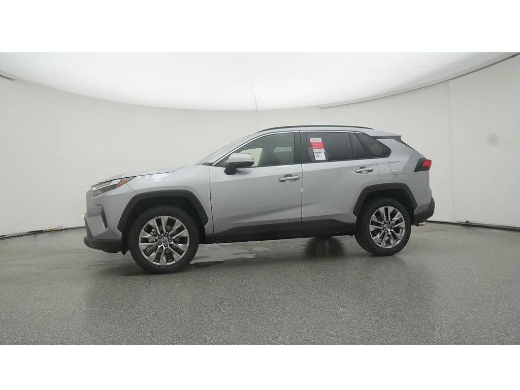 Used 2023 Toyota RAV4 XLE Premium FWD image 24