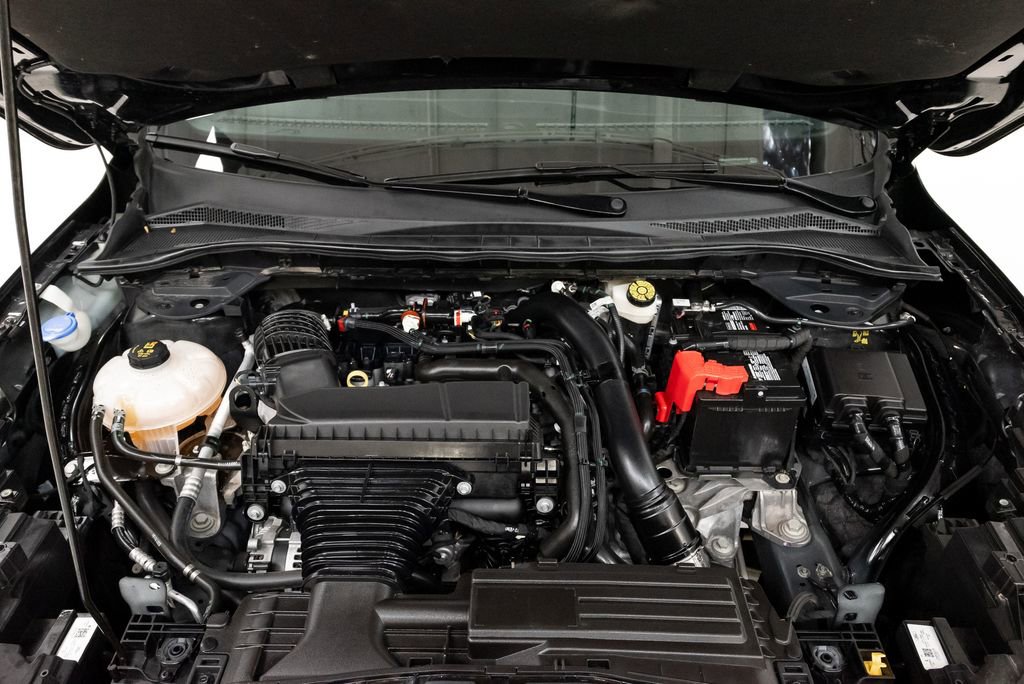 Used 2023 Ford Escape ST-Line Select w/ Tech Pack #2 AWD/4WD image 3