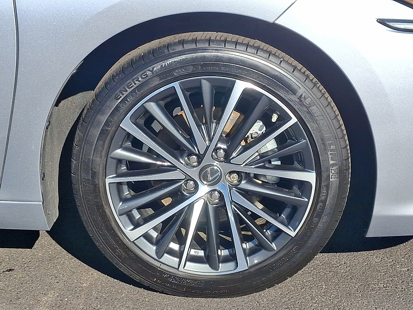 Used 2023 Lexus ES 250 w/ Premium Package image 8