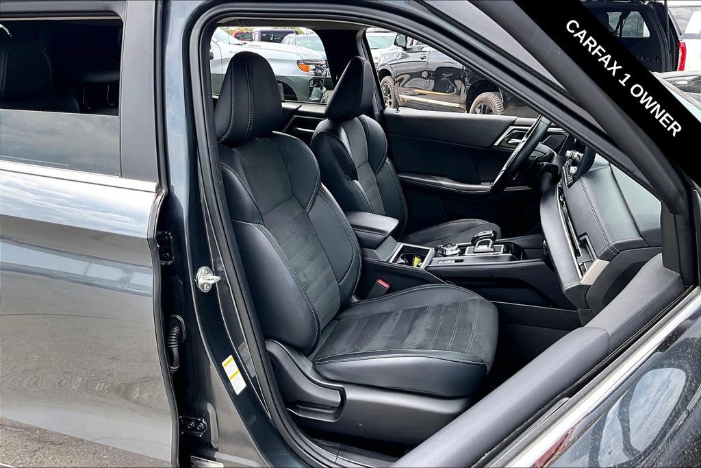 Used 2024 Mitsubishi Outlander SE FWD image 28