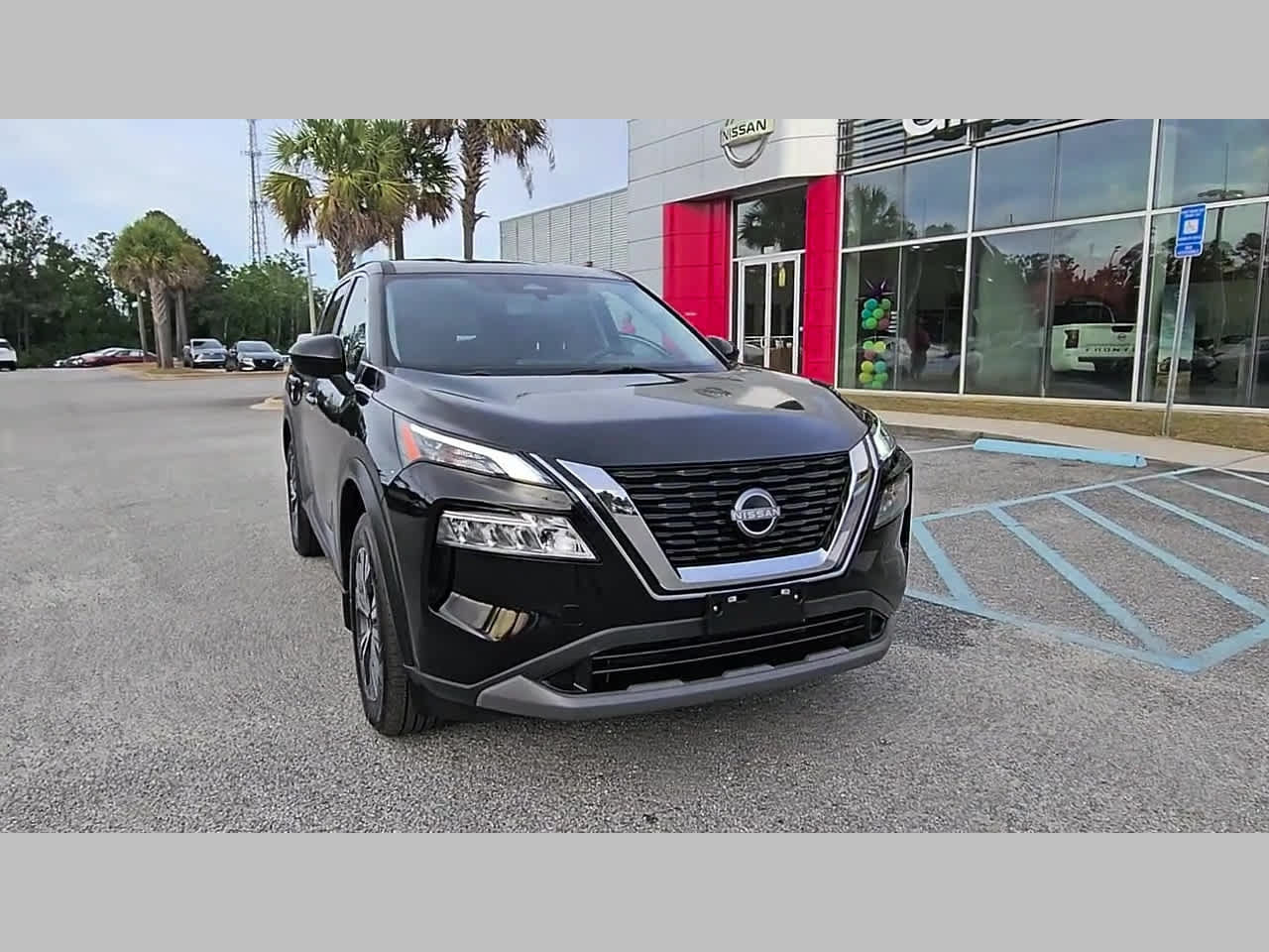 Used 2023 Nissan Rogue SV AWD/4WD image 20