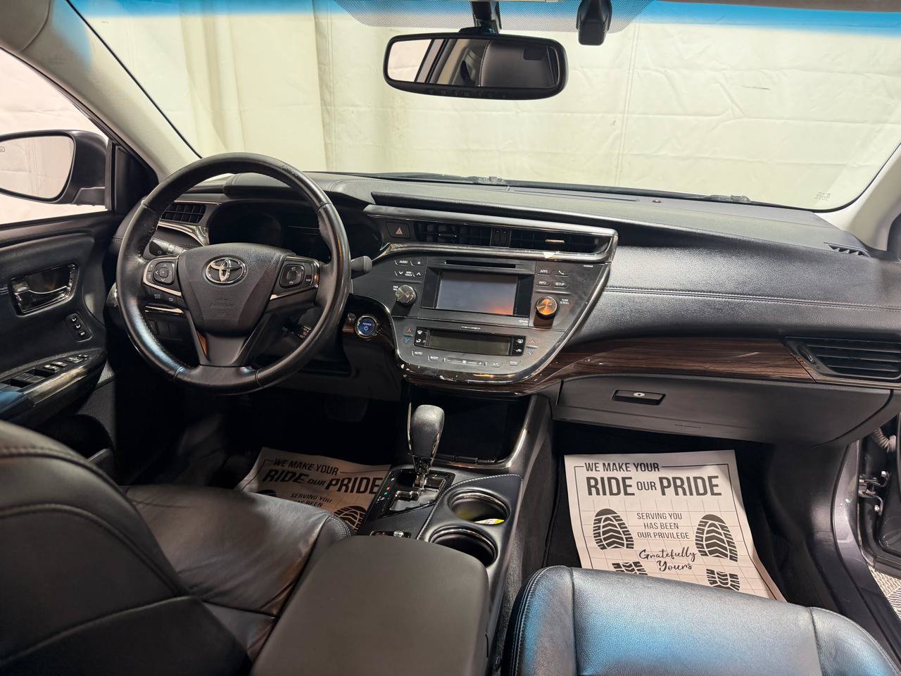 Used 2014 Toyota Avalon XLE Touring FWD image 17